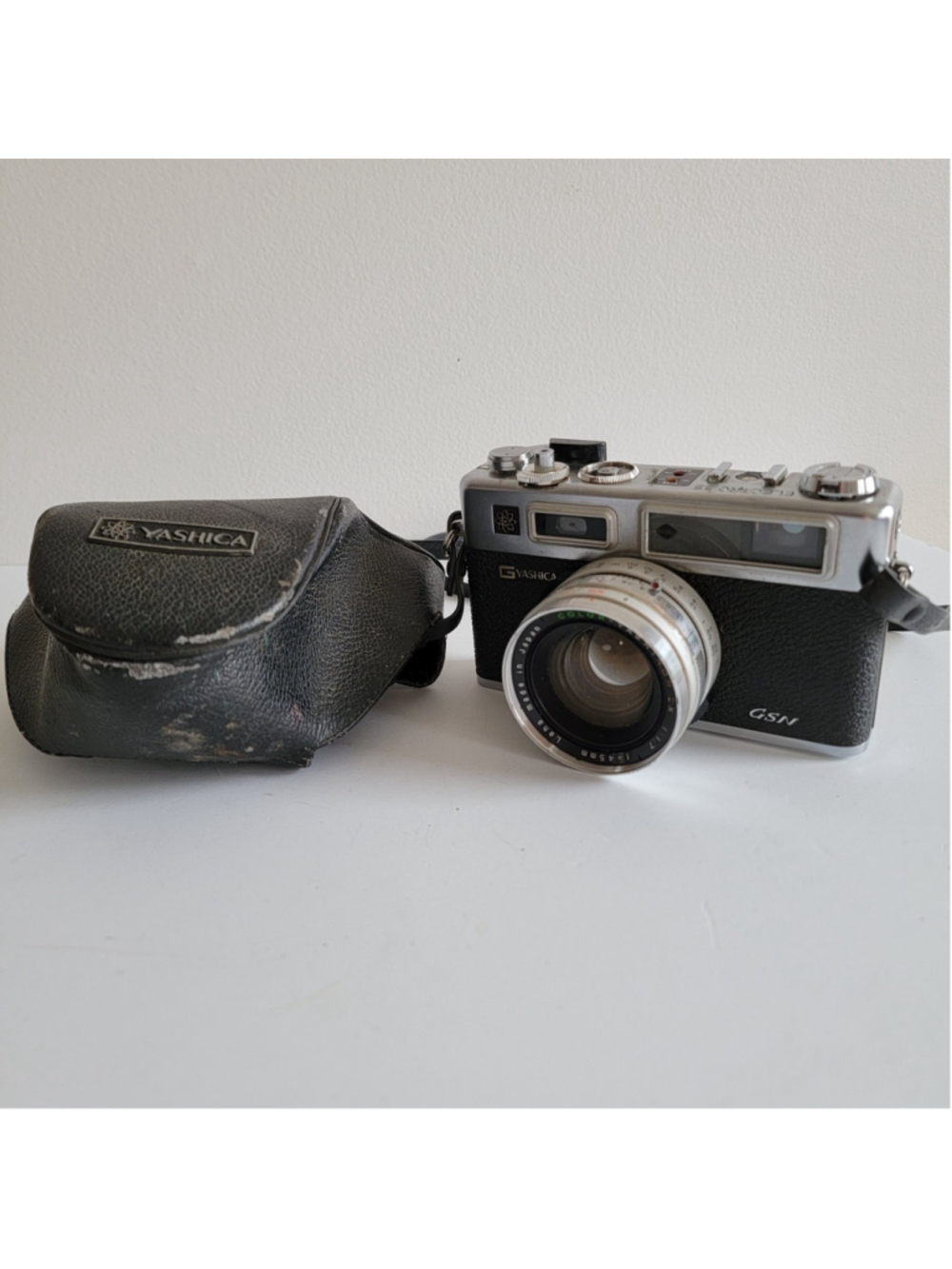 Yashica Electro 35 G 35mm Rangefinder Film Camera Case Vintage 70s